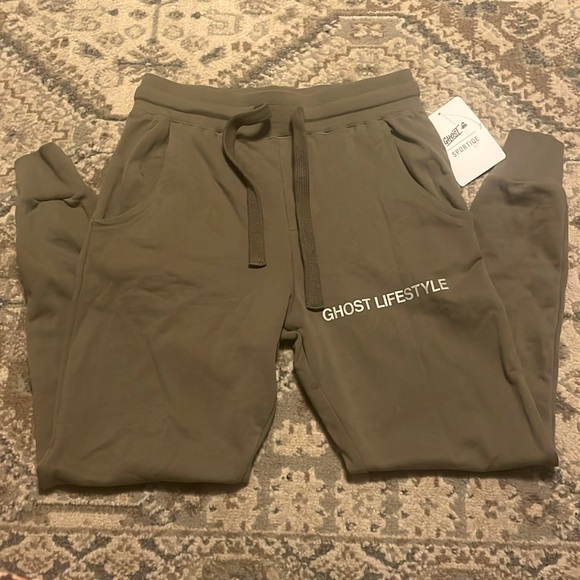 GHOST Pants - GHOST RARE LIFESTYLE SPORTIQE JOGGER OLIVE BASIC V2 PANTS.